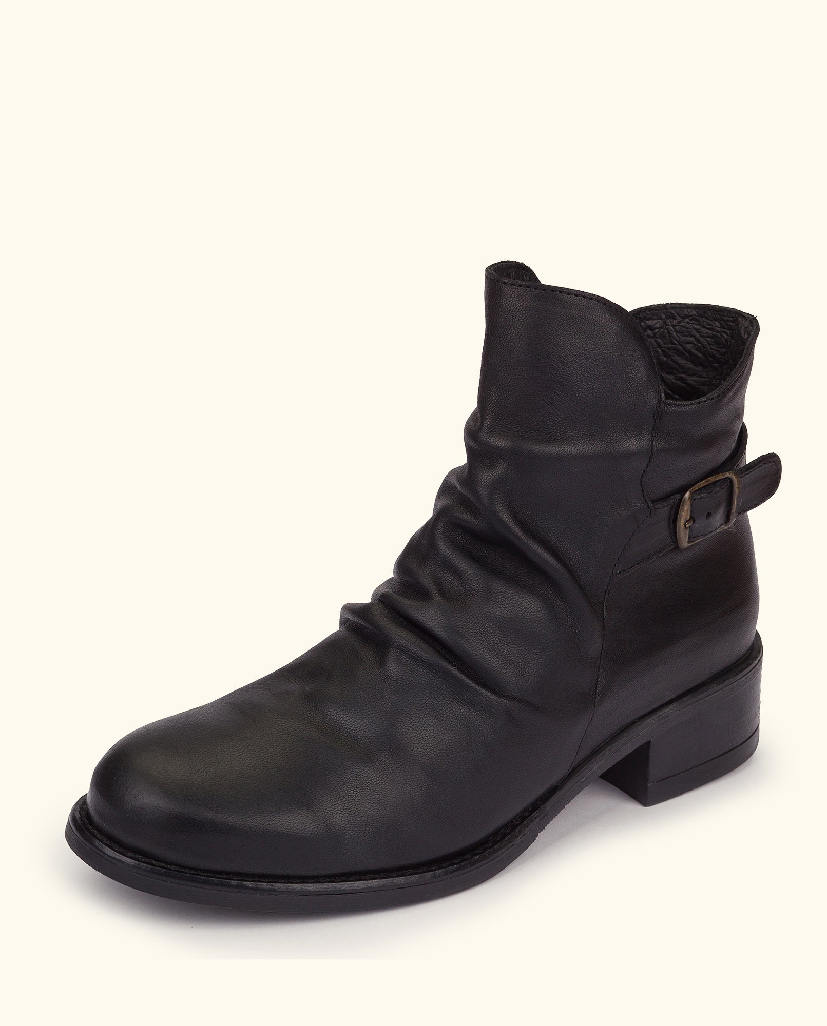 Flat ankle boot MONS-002 black