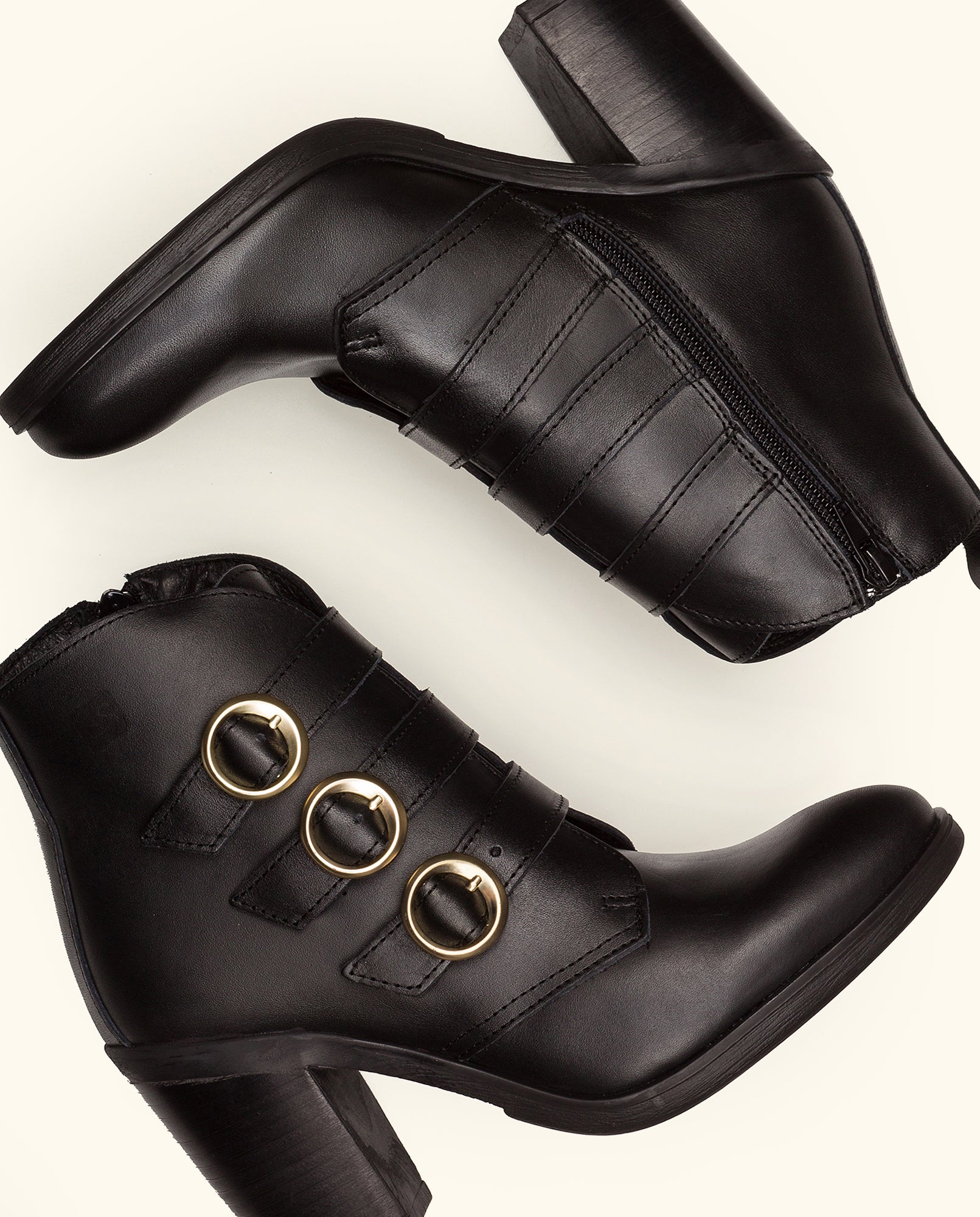 Heeled ankle boot TOURS-008 black